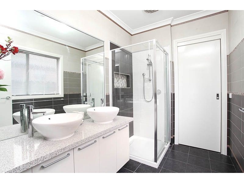 83 Hatchlands Drive, Deer Park VIC 3023