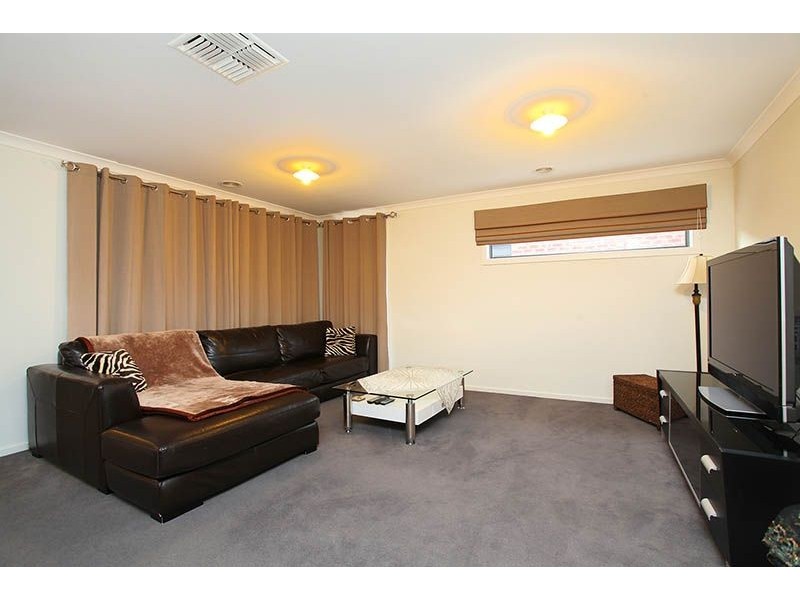 22 Meakin Way, Deer Park VIC 3023