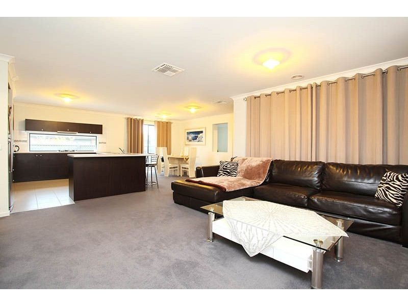 22 Meakin Way, Deer Park VIC 3023