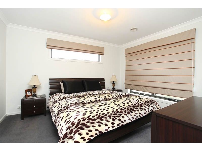 22 Meakin Way, Deer Park VIC 3023