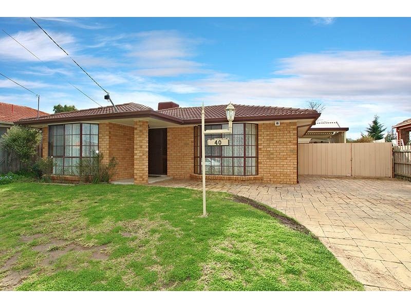 40 Bayliss Road, Deer Park VIC 3023