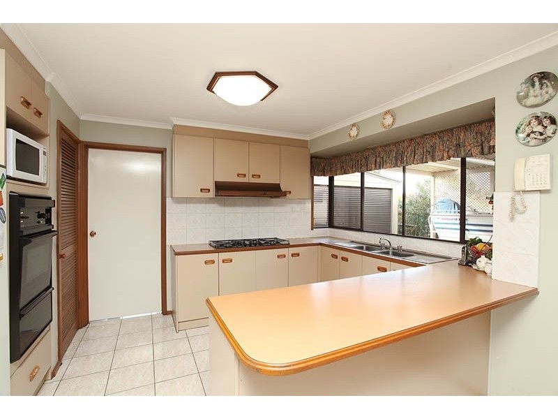 40 Bayliss Road, Deer Park VIC 3023