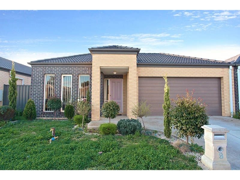 8 Highcroft Place, Cairnlea VIC 3023