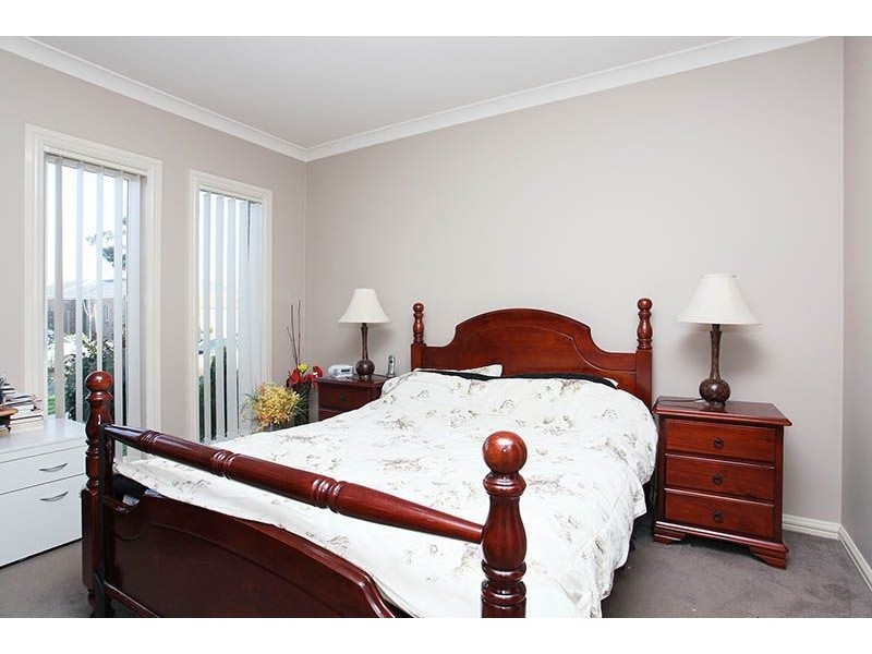 8 Highcroft Place, Cairnlea VIC 3023