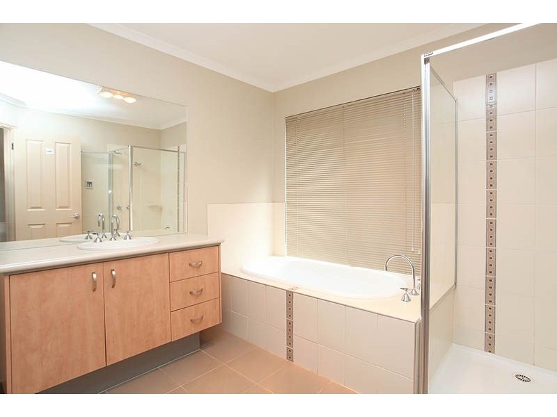 4 Colby Link, Derrimut VIC 3030