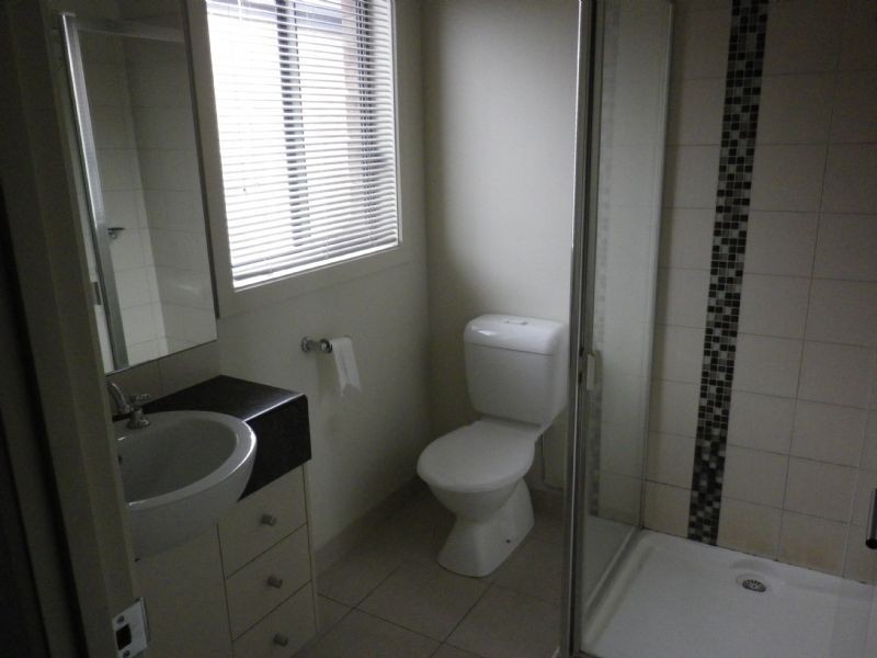 22 Howard Place, Deer Park VIC 3023