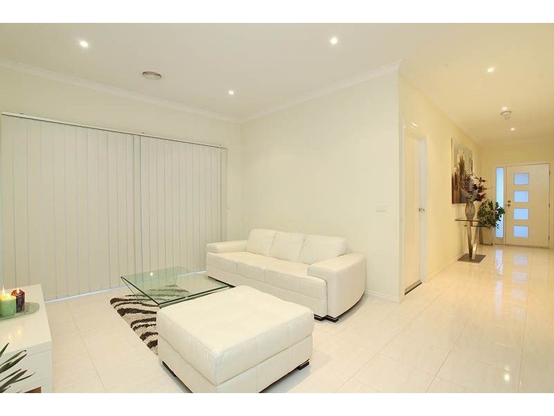 17 Hardwick Crescent, Derrimut VIC 3030