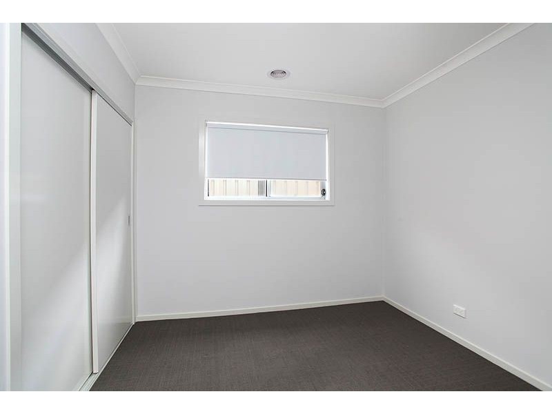 38 Manderston Avenue, Derrimut VIC 3030