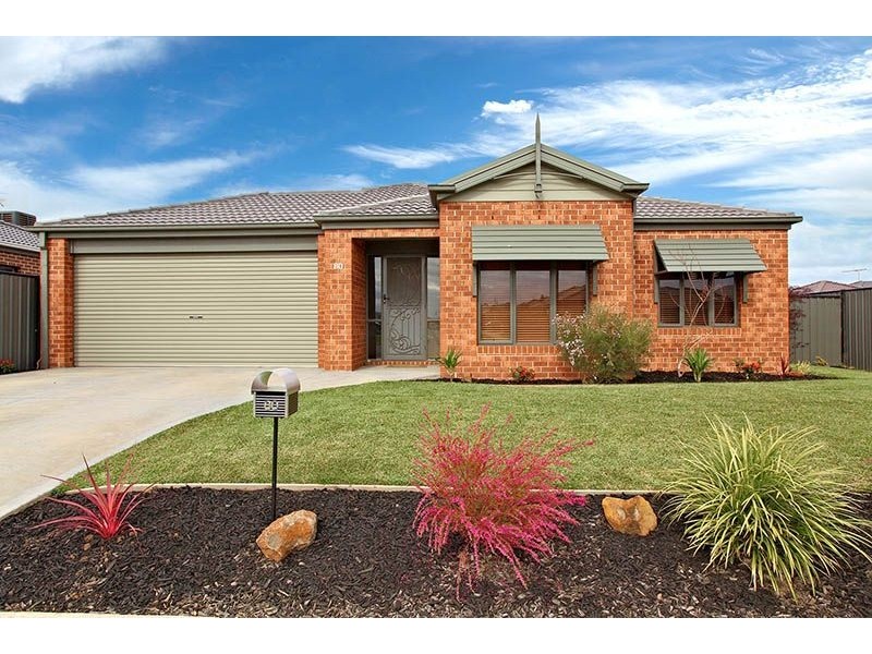 80 Capesthorne Drive, Derrimut VIC 3030