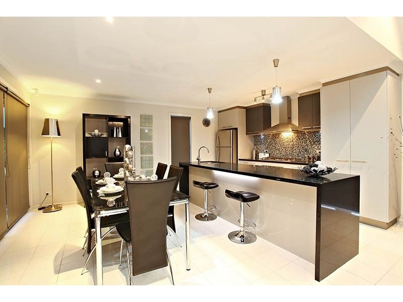 95 Pioneer Drive, Deer Park VIC 3023