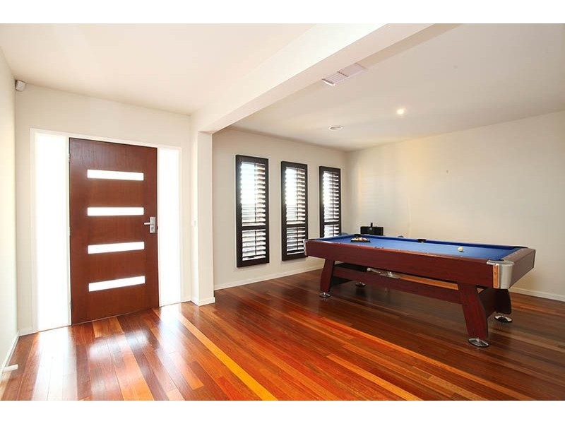 2 Strome Crescent, Derrimut VIC 3030