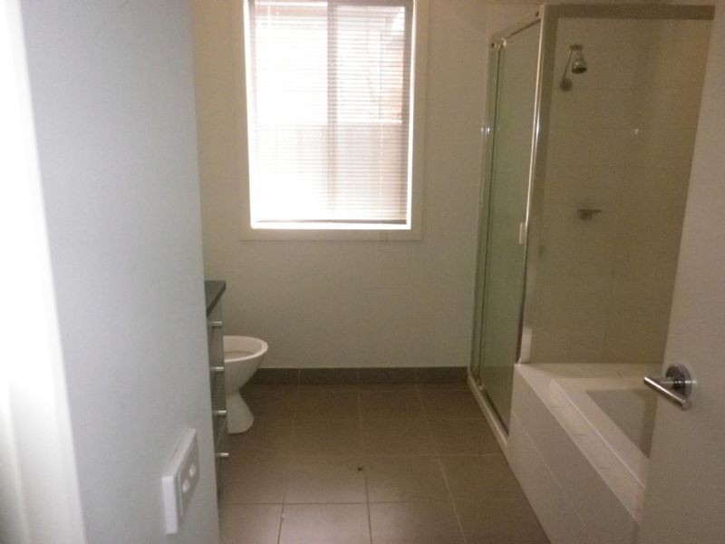 19 Howard Place, Deer Park VIC 3023