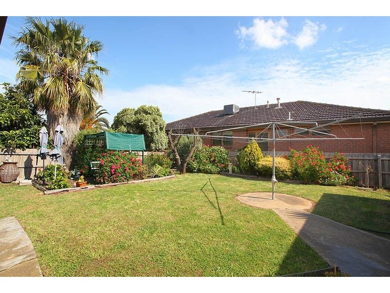 19 Tamar Drive, Deer Park VIC 3023