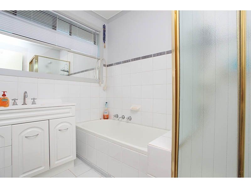 28 Leighton Crescent, Deer Park VIC 3023