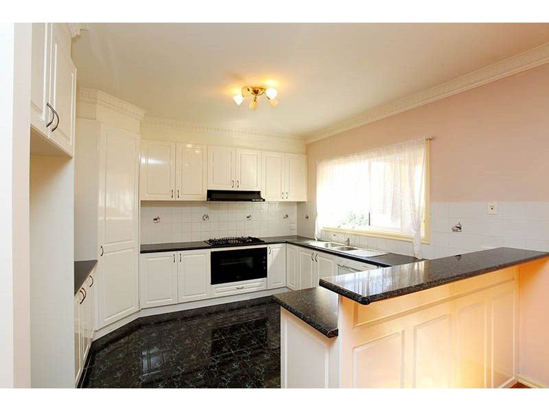 13 Reg Chalke Crescent, Cairnlea VIC 3023