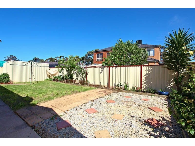 13 Reg Chalke Crescent, Cairnlea VIC 3023