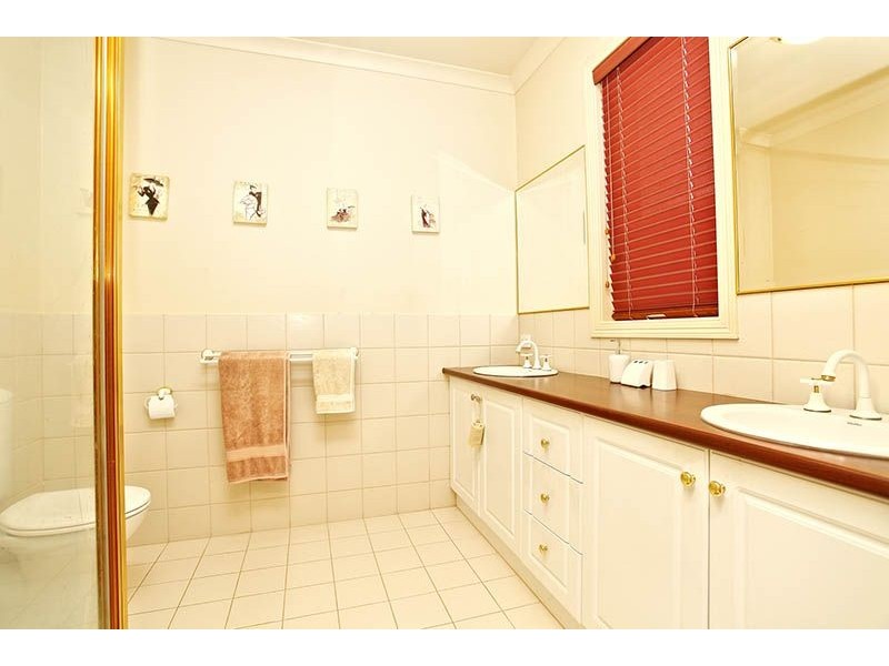 41 Nutwood Crescent, Derrimut VIC 3030