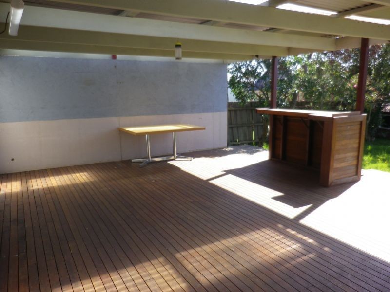 28 Welwyn Parade, Deer Park VIC 3023