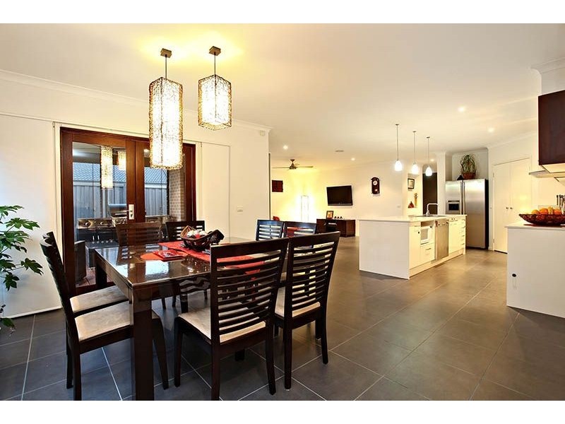 19 Muirfield Street, Deer Park VIC 3023