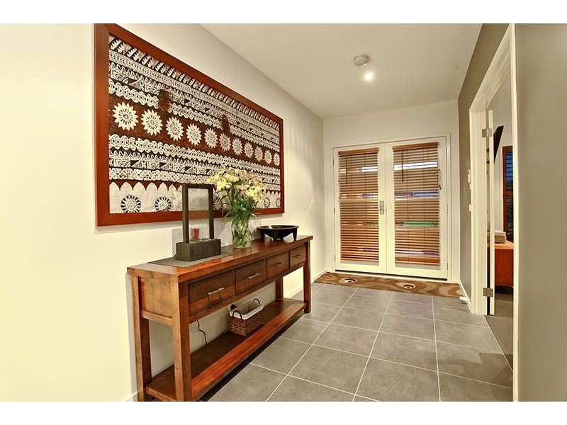 19 Muirfield Street, Deer Park VIC 3023