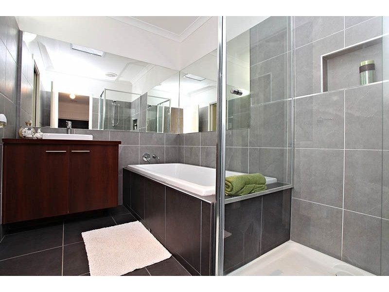 19 Muirfield Street, Deer Park VIC 3023