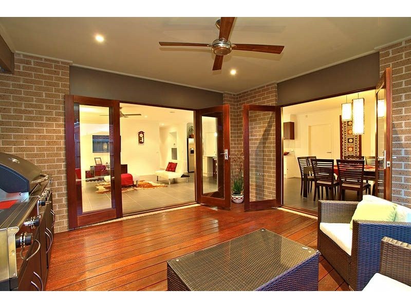 19 Muirfield Street, Deer Park VIC 3023