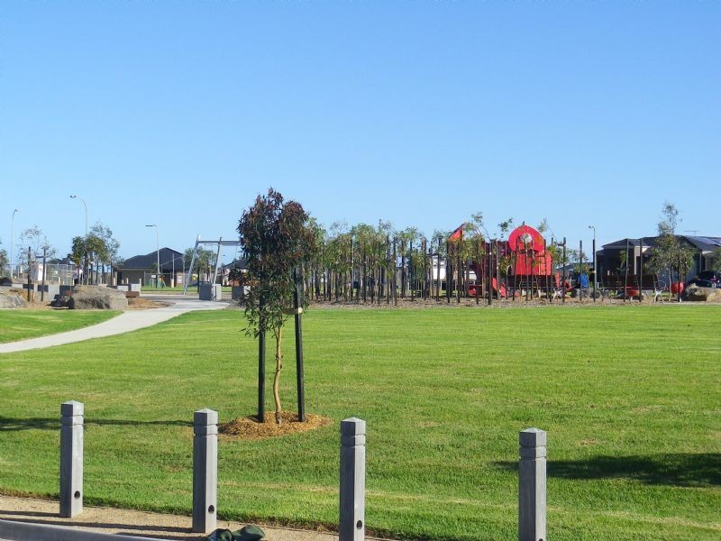 1/2 Parkwood Court, Deer Park VIC 3023