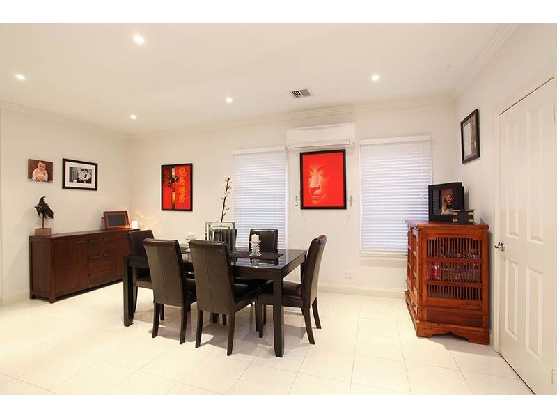 9 Winnunga Road, Cairnlea VIC 3023