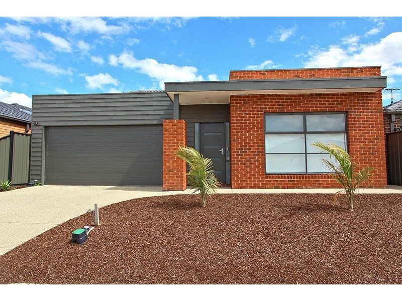 25 Appleby Loop, Derrimut VIC 3030