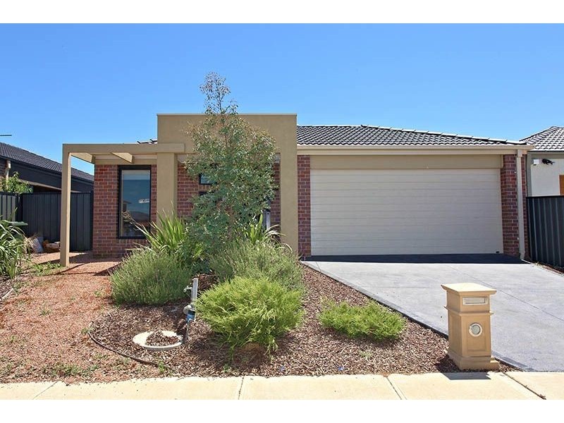 16 Carew Way, Derrimut VIC 3030