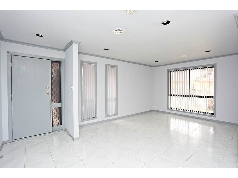 Unit 1/45A Kunat Street, Deer Park VIC 3023