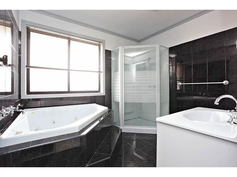 Unit 1/45A Kunat Street, Deer Park VIC 3023