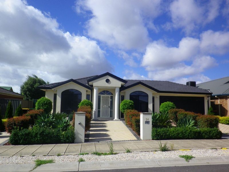 26 Paringa Way, Burnside VIC 3023