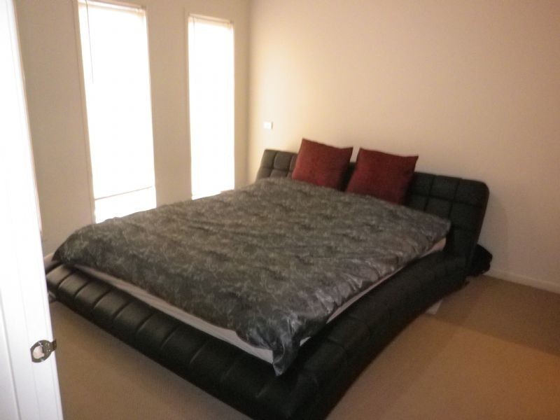 87 Hatchlands Drive, Deer Park VIC 3023