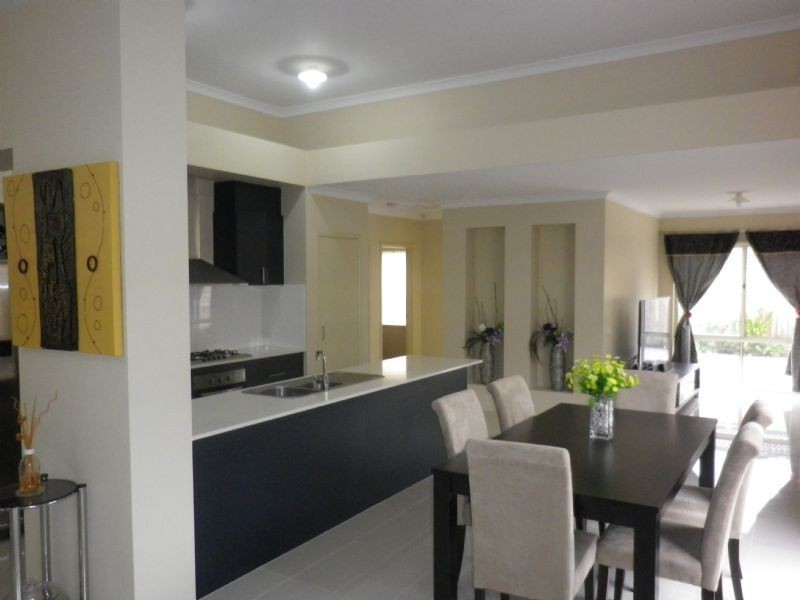 87 Hatchlands Drive, Deer Park VIC 3023