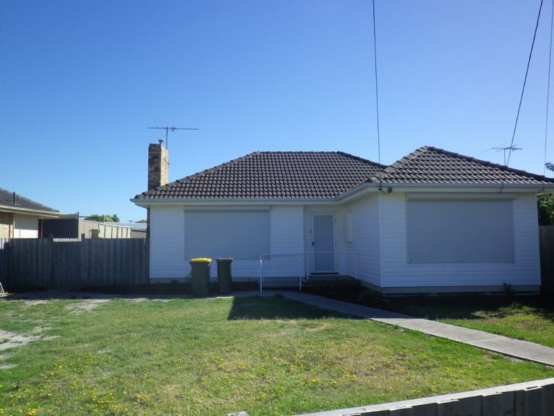 8 Croydon Avenue, Deer Park VIC 3023