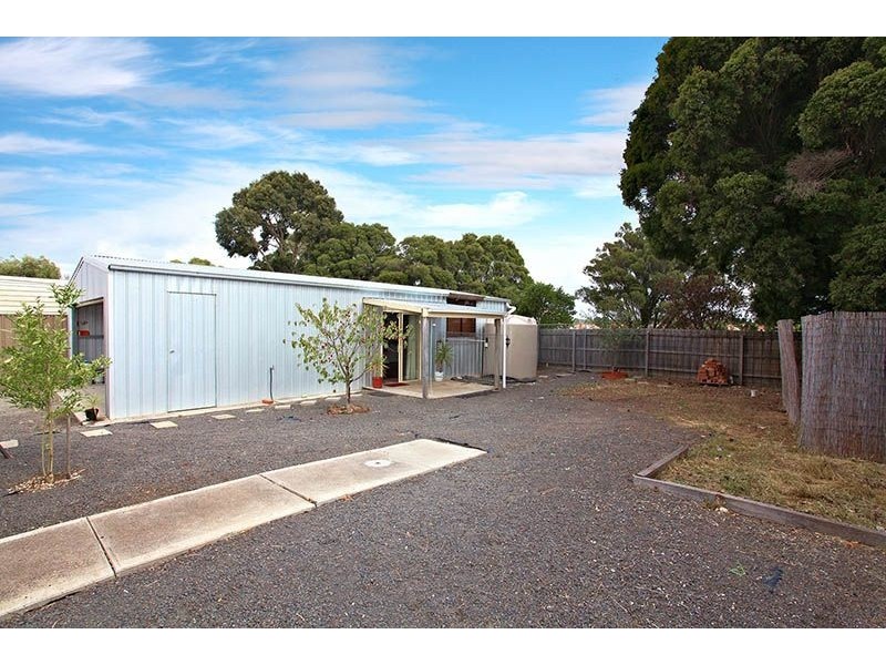 25 Dumfries Street, Deer Park VIC 3023