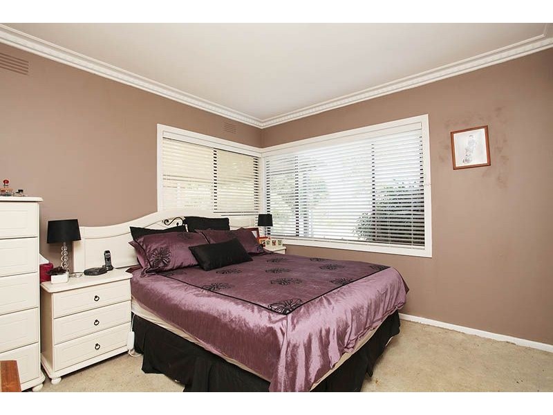 74 Millbank Drive, Deer Park VIC 3023