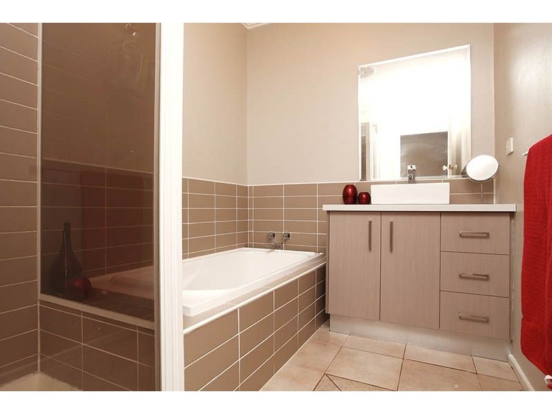 74 Millbank Drive, Deer Park VIC 3023