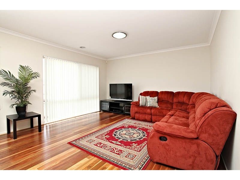 22 Eagle Way, Deer Park VIC 3023