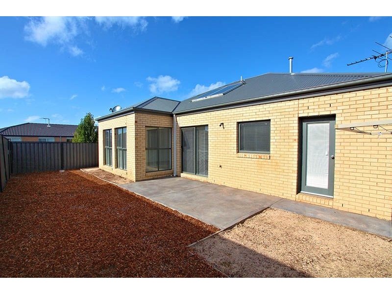 38 Sherrington Grange, Derrimut VIC 3030