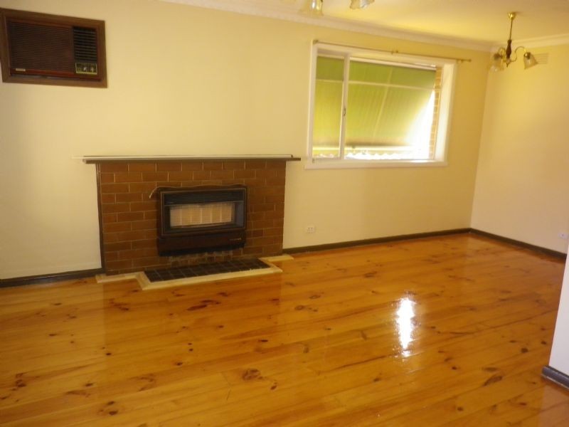 62 Welwyn Parade, Deer Park VIC 3023