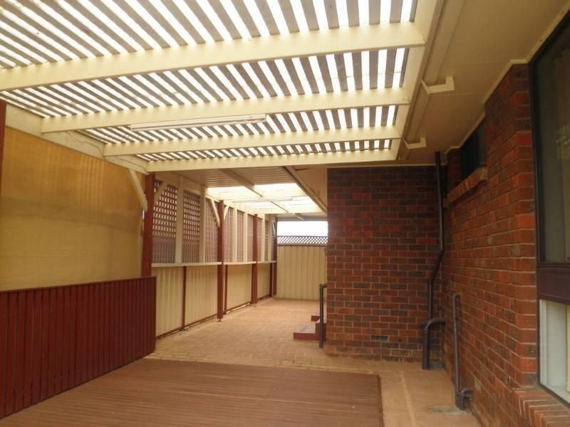 31 Entally Drive, Albanvale VIC 3021