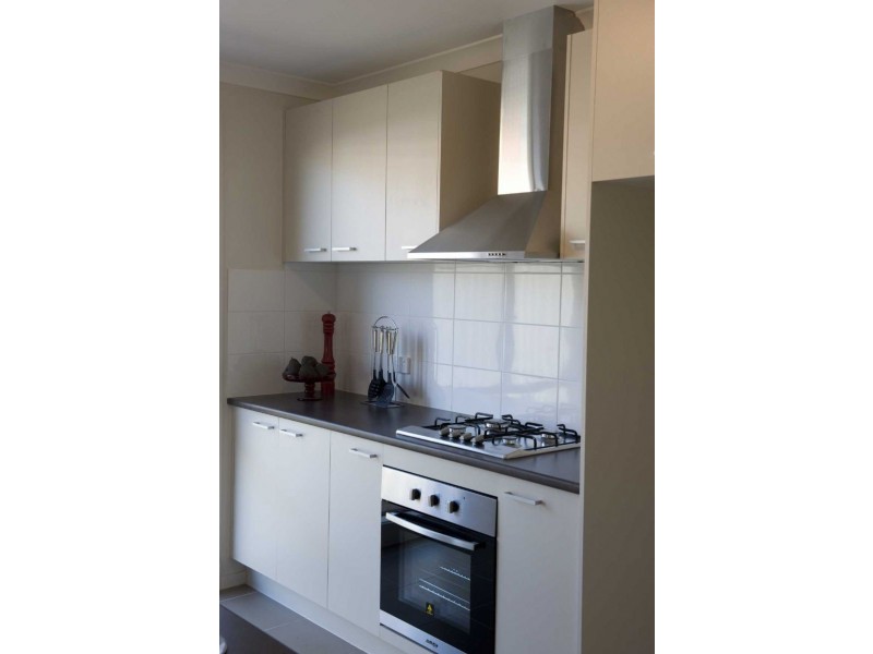 6 Meakin Way, Deer Park VIC 3023