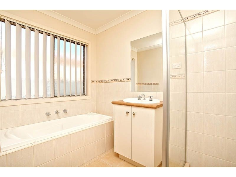 3 Gosford Gardens, Derrimut VIC 3030