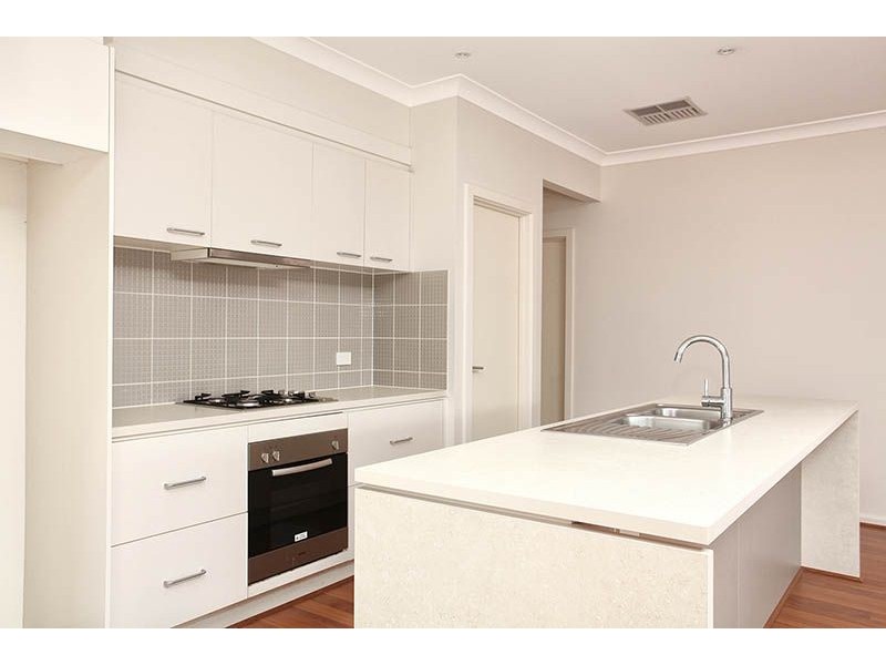 99 Foleys Road, Deer Park VIC 3023