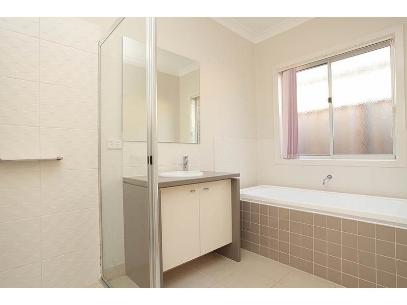 99 Foleys Road, Deer Park VIC 3023