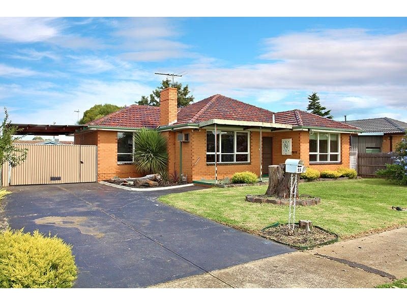 23 Laming Road, Deer Park VIC 3023