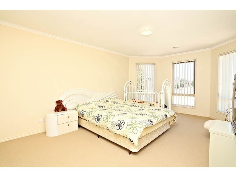 9 Carlisle Close, Derrimut VIC 3030