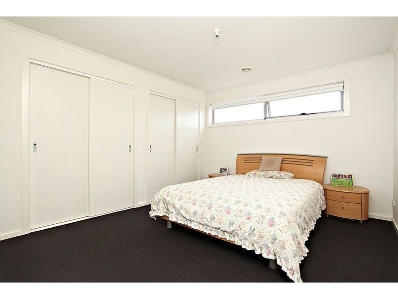 48 Broadhurst Way, Caroline Springs VIC 3023